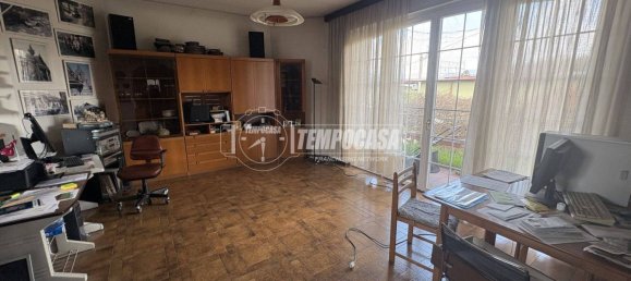 3 bedrooms Villa in Fino Mornasco, Italy No. 8496 27