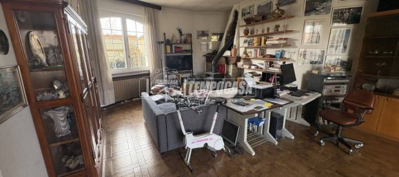 3 bedrooms Villa in Fino Mornasco, Italy No. 8496 14