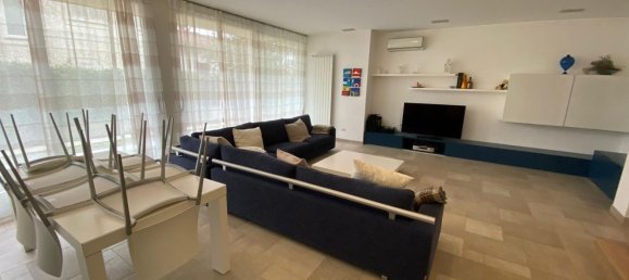 4 rooms Villa in Forte dei Marmi, Italy No. 76906 27