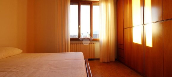 Квартира с 5 комнатами в Прато, Италия № 167108 27