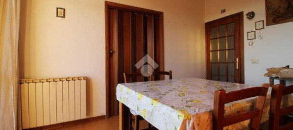 Квартира с 5 комнатами в Прато, Италия № 167108 5