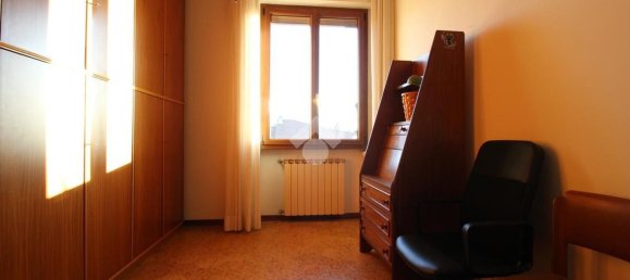 Квартира с 5 комнатами в Прато, Италия № 167108 34