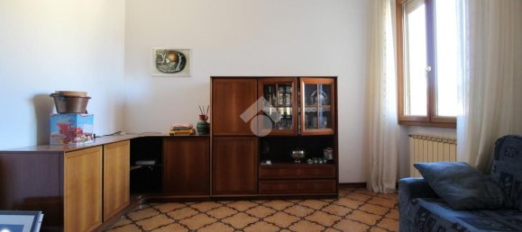 Квартира с 5 комнатами в Прато, Италия № 167108 13