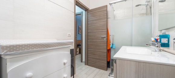 Квартира с 4 комнатами в Марино, Италия № 31441 10