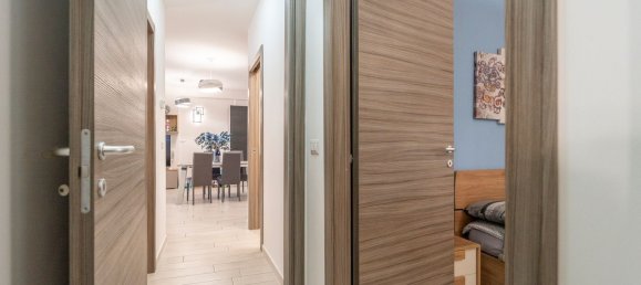 Квартира с 4 комнатами в Марино, Италия № 31441 23