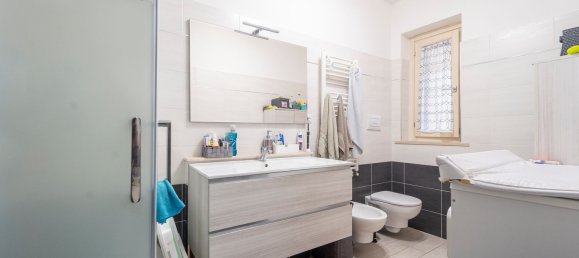 Квартира с 4 комнатами в Марино, Италия № 31441 9