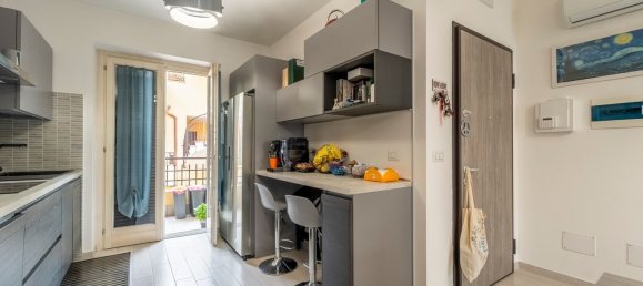 Квартира с 4 комнатами в Марино, Италия № 31441 5