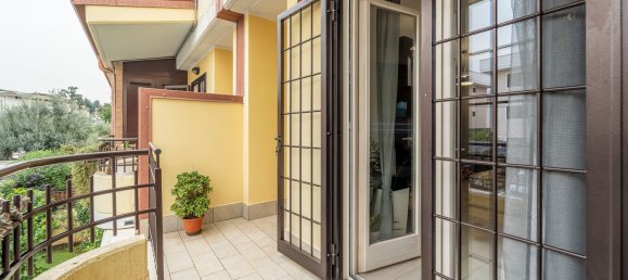 Квартира с 4 комнатами в Марино, Италия № 31441 24