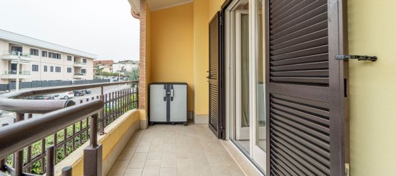 Квартира с 4 комнатами в Марино, Италия № 31441 18