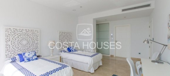 4 bedrooms Villa in Moraira, Spain No. 83562 18