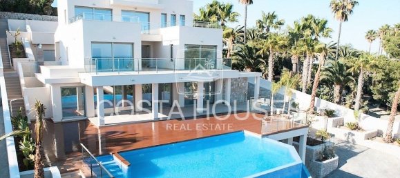 4 bedrooms Villa in Moraira, Spain No. 83562 2
