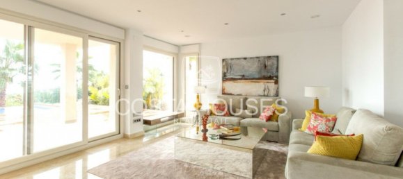 4 bedrooms Villa in Moraira, Spain No. 83562 9