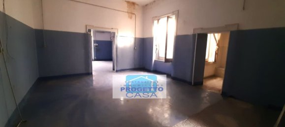 4 rooms Apartment in Somma Vesuviana, Italy No. 161423 3