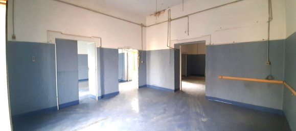 4 rooms Apartment in Somma Vesuviana, Italy No. 161423 8