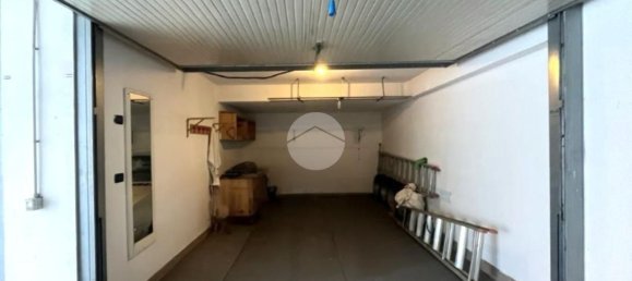 19m² Garage in Rimini, Italy No. 372083 8