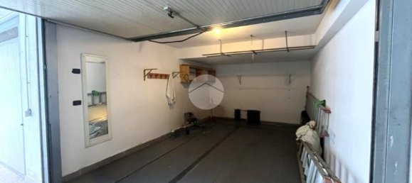19m² Garage in Rimini, Italy No. 372083 16