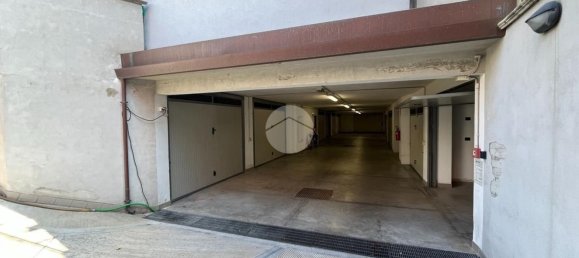 19m² Garage in Rimini, Italy No. 372083 2