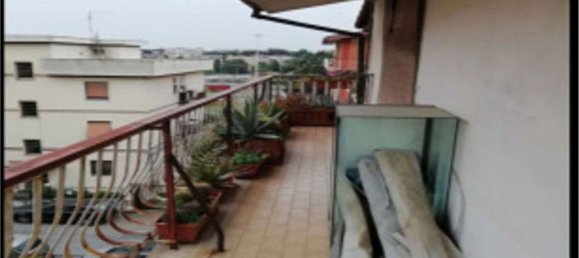 5 rooms Apartment in Rome, Italy No. 12896 7