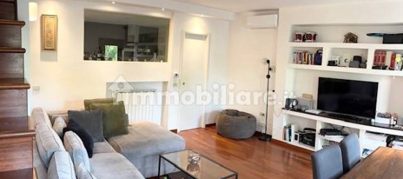 2 bedrooms Apartment in Rome, Italy No. 320198 2