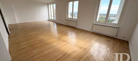 2 bedrooms Apartment in Saint-Germain-en-Laye, France No. 161851 4