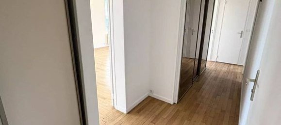 2 bedrooms Apartment in Saint-Germain-en-Laye, France No. 161851 9