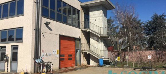 Entrepôt à Opera, Italy 3600m² No. 159577 2