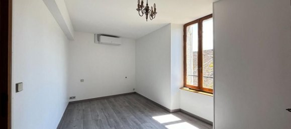 4 bedrooms House in Ferrieres-en-Gatinais, France No. 273409 13