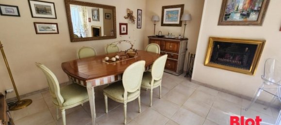 4 bedrooms House in Lanvallay, France No. 204930 7