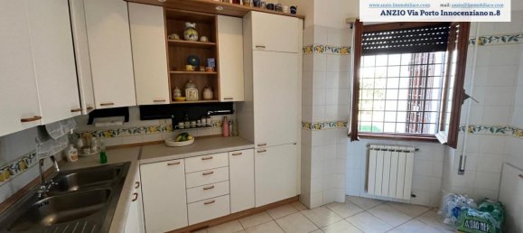 7 rooms Villa in Anzio, Italy No. 235693 2