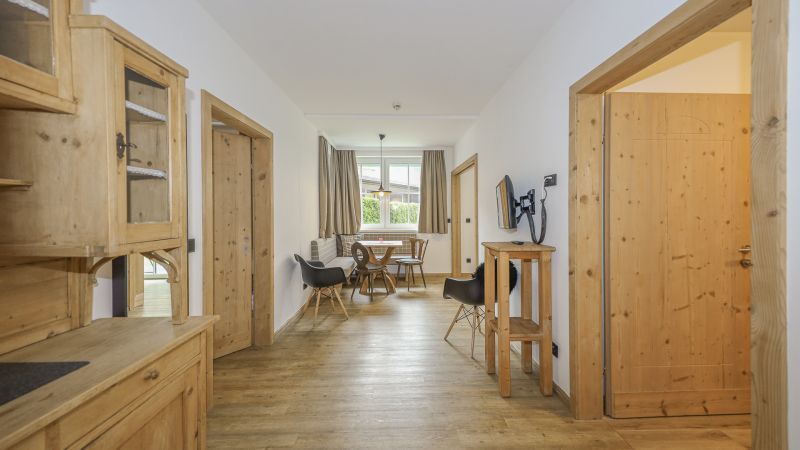 4غرفة شقة في Kitzbuhel, Austria رقم 185362