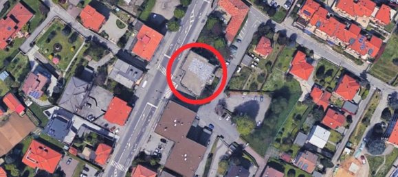 Oficina en Lurago d'Erba, Italy 633 m² No. 380578 8