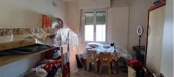 2-salle Appartement à Monza, Italy No. 6647 2