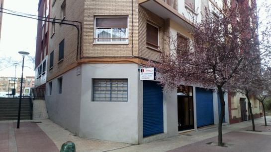 144m² Commercial property in Zaragoza, Spain No. 268390