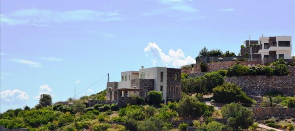 790m² Townhouse in Agios Nikolaos, Greece No. 6273 3