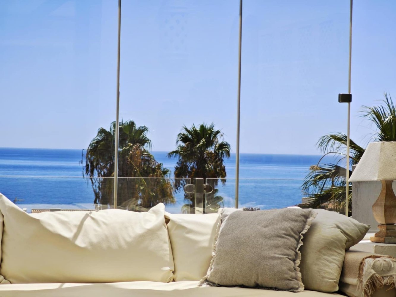 2 bedrooms Apartment in La Linea de la Concepcion, Spain No. 243538