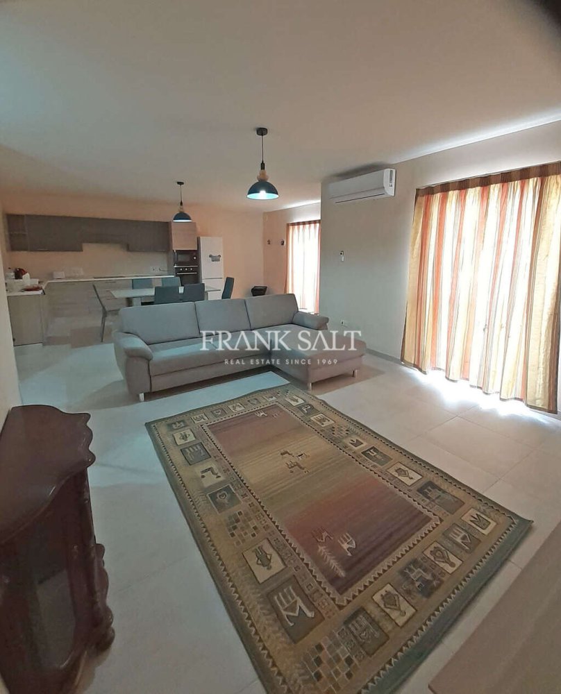 3 bedrooms Apartment in Naxxar, Malta No. 10615