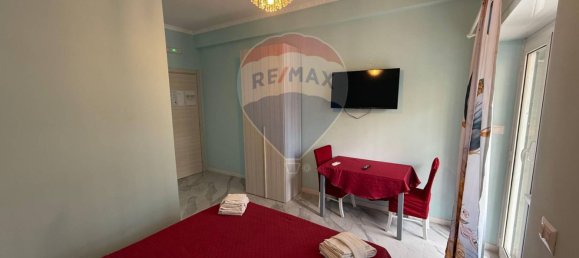 3 bedrooms Apartment in Rome, Italy No. 310972 21