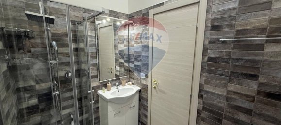 3 bedrooms Apartment in Rome, Italy No. 310972 7