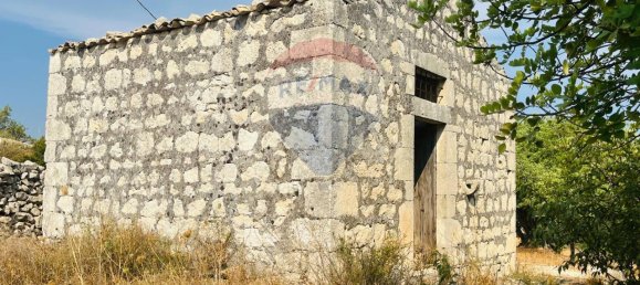 Дом с 3 комнатами в Рагуза, Италия № 149571 4