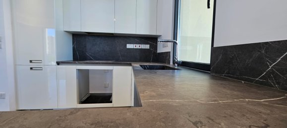 Apartamento de 2 dormitorios en Limassol, Cyprus No. 447 3