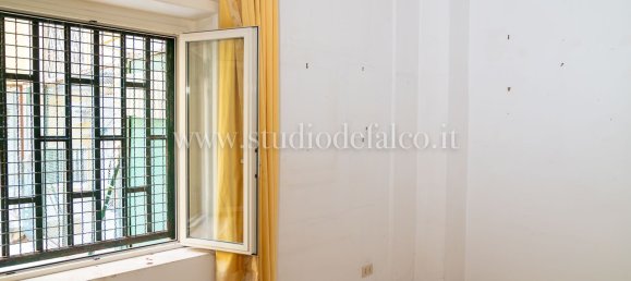 4 bedrooms Apartment in Naples, Italy No. 376488 11