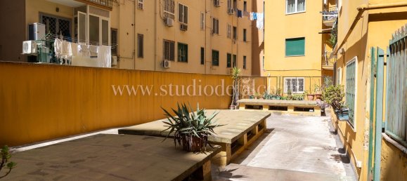4 bedrooms Apartment in Naples, Italy No. 376488 6