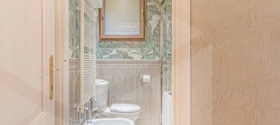 5 rooms Penthouse in Reggio Emilia, Italy No. 17089 22