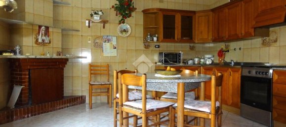 2 bedrooms House in San Martino Sannita, Italy No. 320658 16