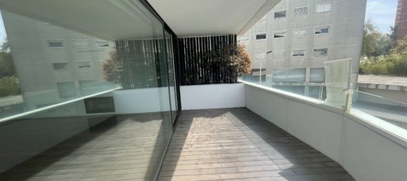 3 bedrooms Apartment in Porto, Portugal No. 132209 13