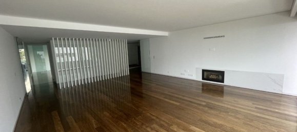 3 bedrooms Apartment in Porto, Portugal No. 132209 17