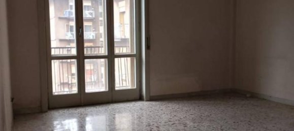 Квартира с 4 комнатами в Авеллино, Италия № 128872 11