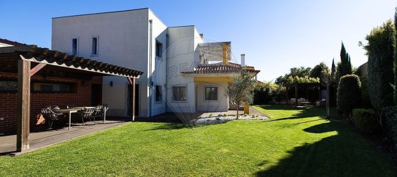 4 bedrooms House in Oeiras, Portugal No. 46523 38