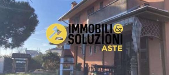 Вилла с 10 комнатами в Новильо, Италия № 3246 4