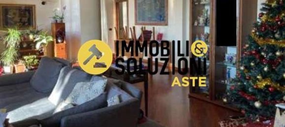 Вилла с 10 комнатами в Новильо, Италия № 3246 6